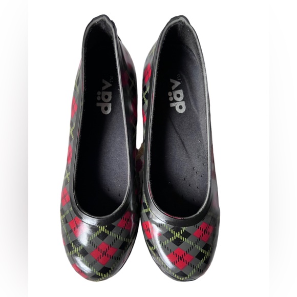 dav black green scot plaid pumps heels size 6 - Picture 10 of 10